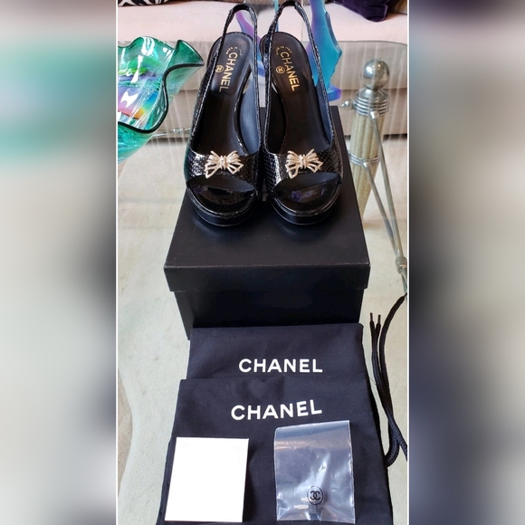 CHANEL BLACK SLINGBACK PLATFORM PUMPS 40 - Picture 9 of 9